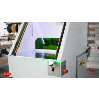 Pracoviště pro laser s karuselem