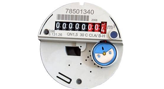 3700
